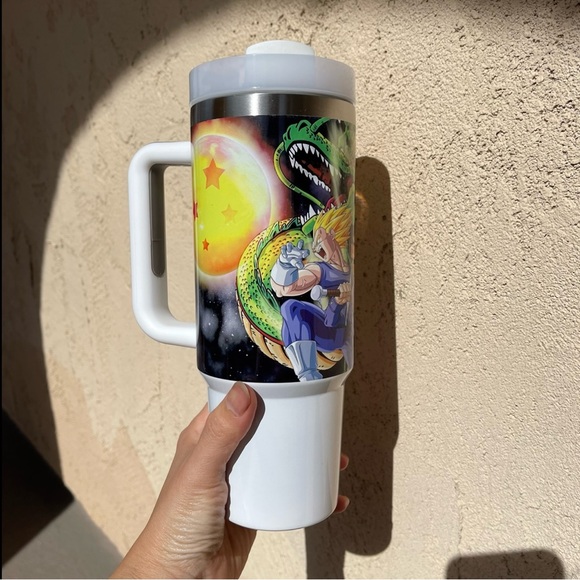 Dragon Ball Z 40 oz Tumbler with hand carry handle and Straw for COLD and HOT Be - Picture 4 of 4
